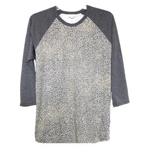 LuLaRoe Grey Randy Style Tee